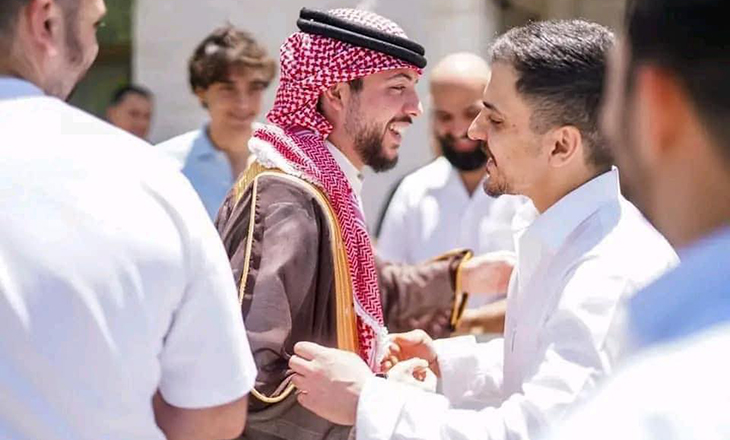 حمام عريس للامير الحسين قبل مراسم زفافه